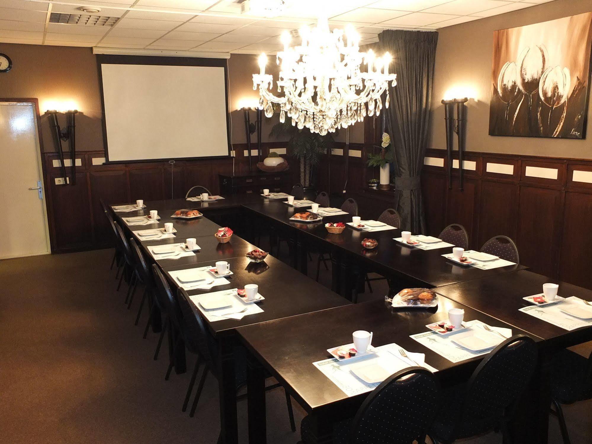 Hotel Restaurant Roerdalen Posterholt Экстерьер фото